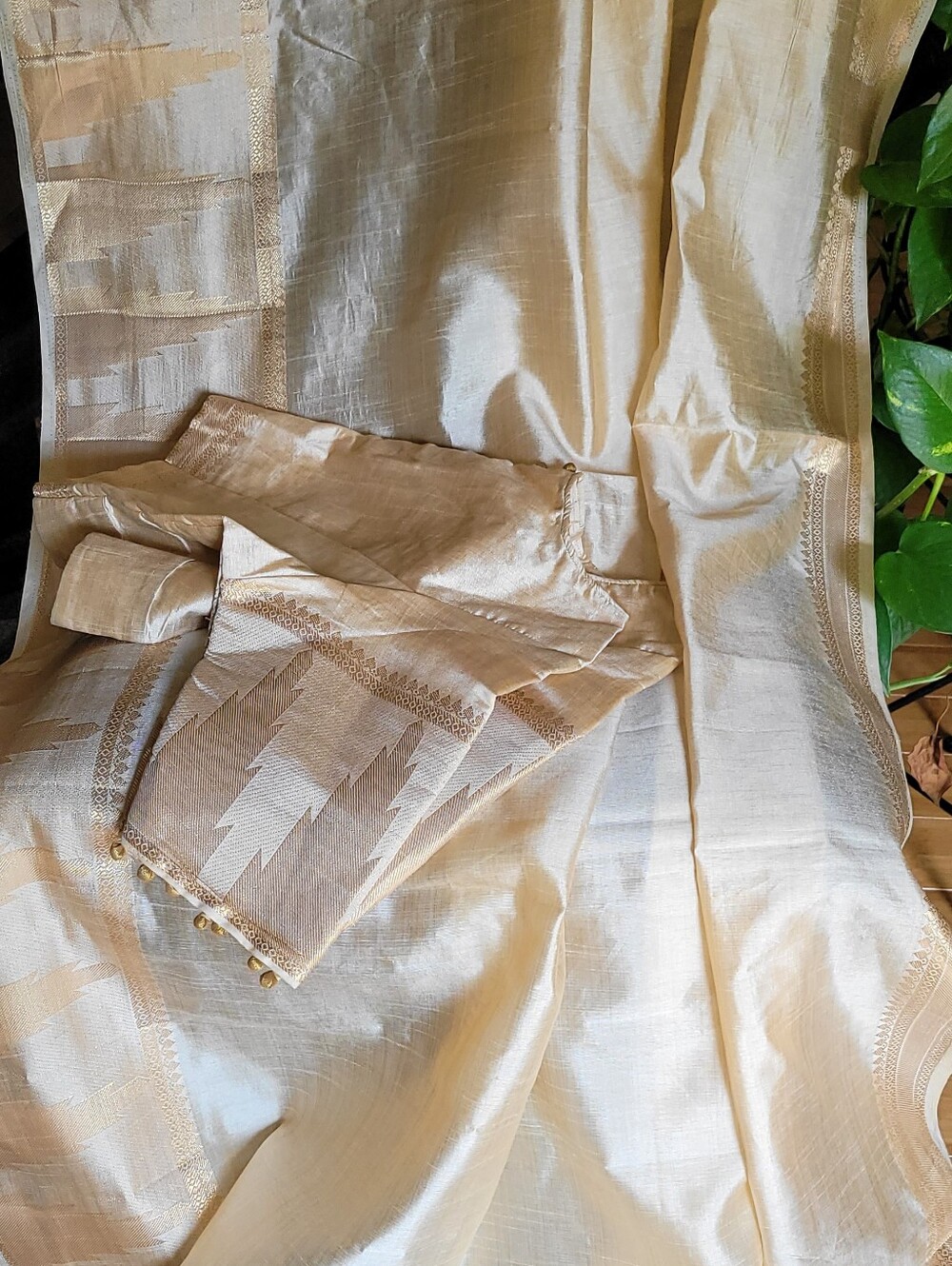 Brand New an cream-colored Tussar silk With A Gold Temple Zari Border